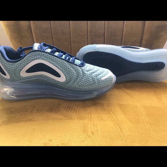 Nike Air Max 720 Women’s Shoes - Picture 4 of 7